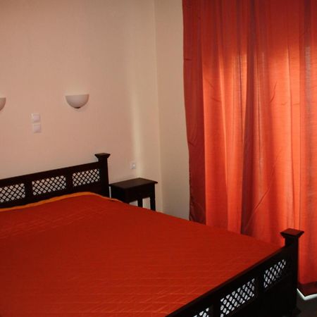 Dionyssos Hotel Limenas  Eksteriør billede