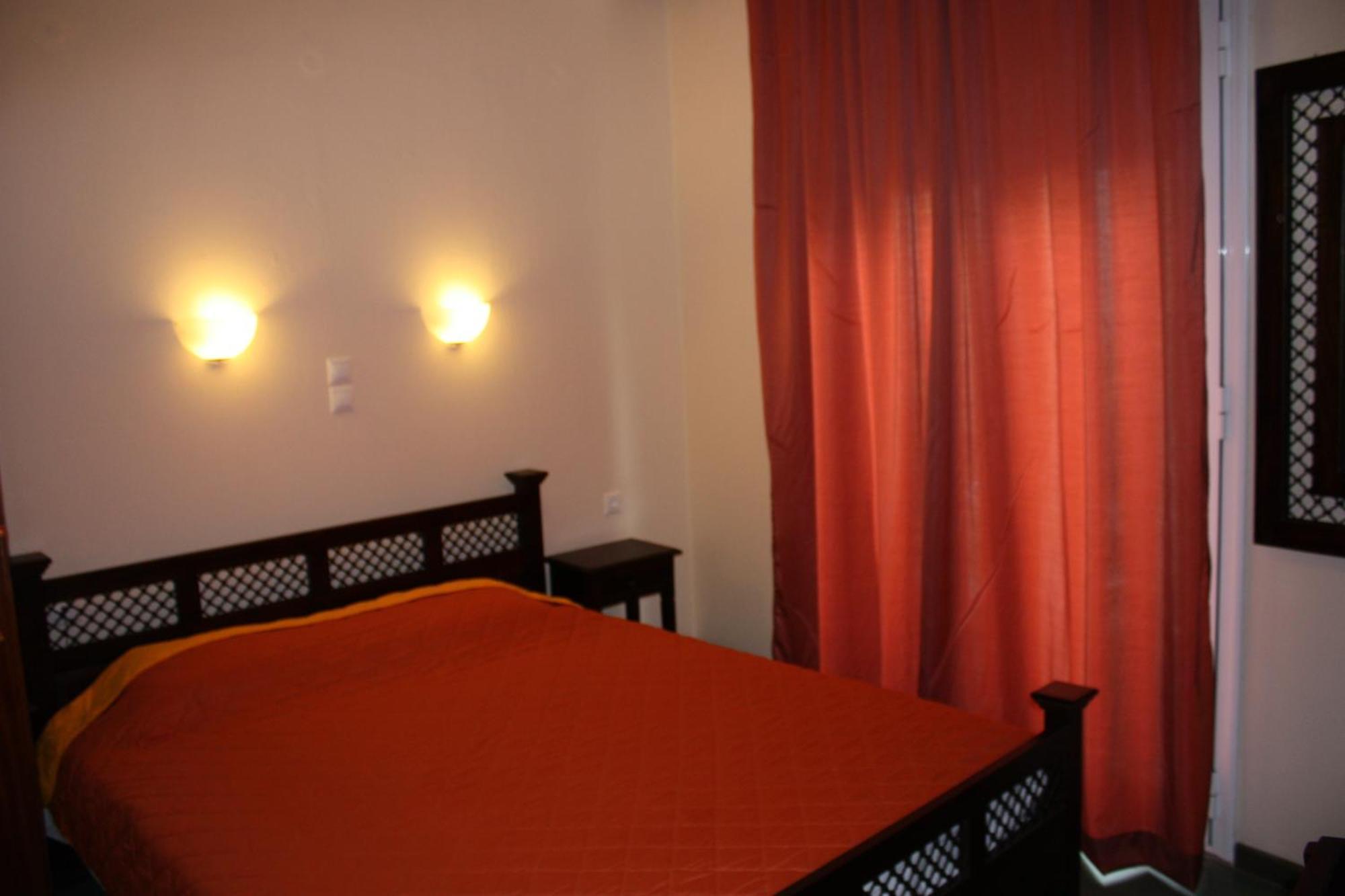 Dionyssos Hotel Limenas  Eksteriør billede