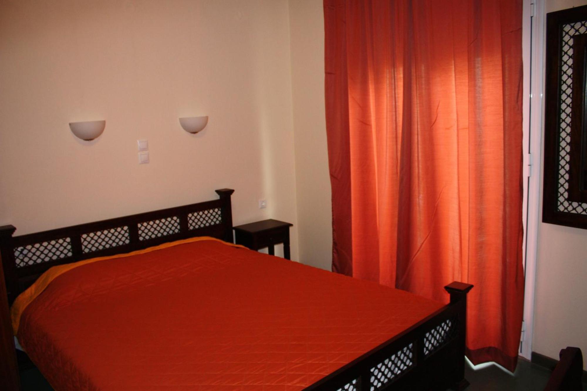 Dionyssos Hotel Limenas  Eksteriør billede