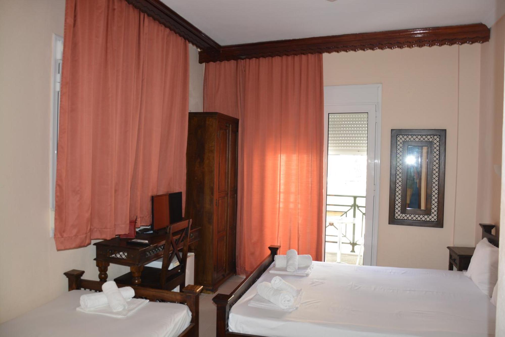 Dionyssos Hotel Limenas  Eksteriør billede