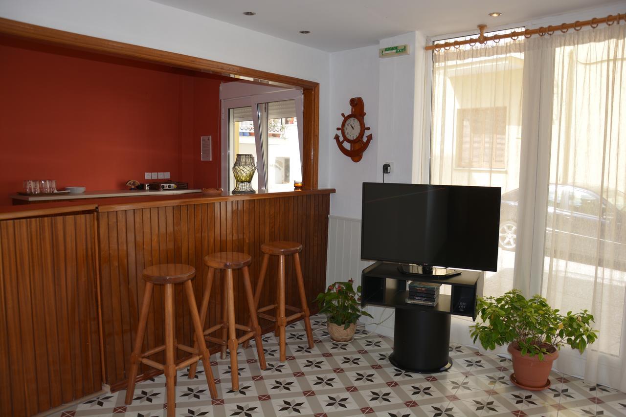 Dionyssos Hotel Limenas  Eksteriør billede